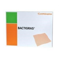 BACTIGRAS Antybakteryjny opatrunek z gazy 10x10 cm 1 sztuka